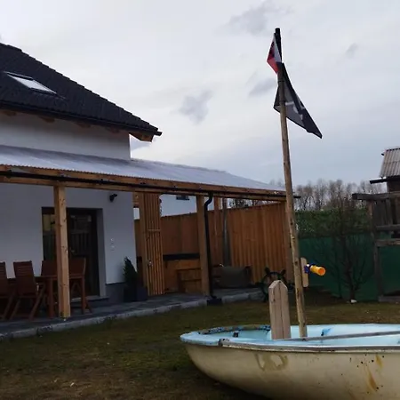 Apartman House With Sauna And Jacuzzi 2 *