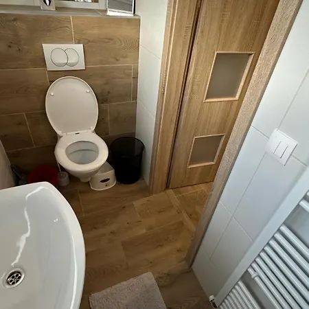 House With Sauna And Jacuzzi 2