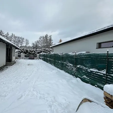 House With Sauna And Jacuzzi 2 * Svaty Kriz