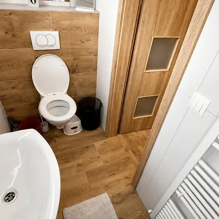 House With Sauna And Jacuzzi 2 *