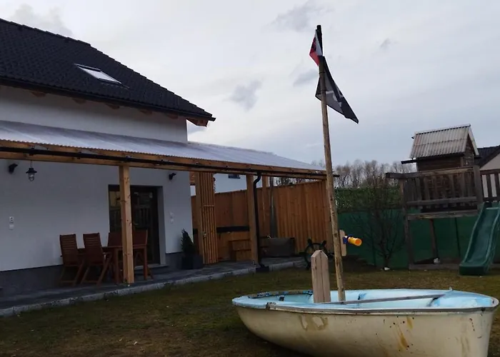 Lägenhet House With Sauna And Jacuzzi 2 *